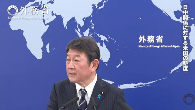 “特朗普明确表态挺日吗?”×3,日本外相尴尬找补
